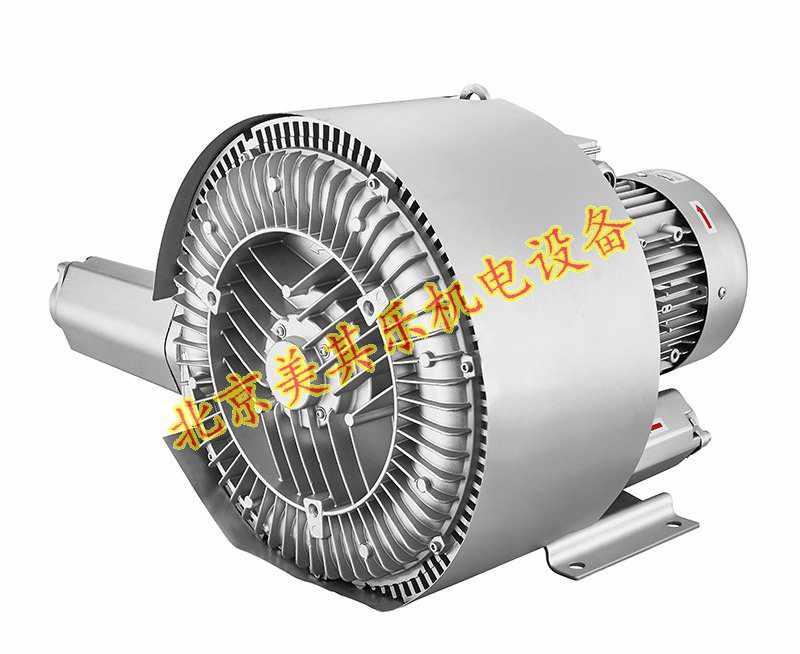 圖為雙葉輪高壓鼓風(fēng)機